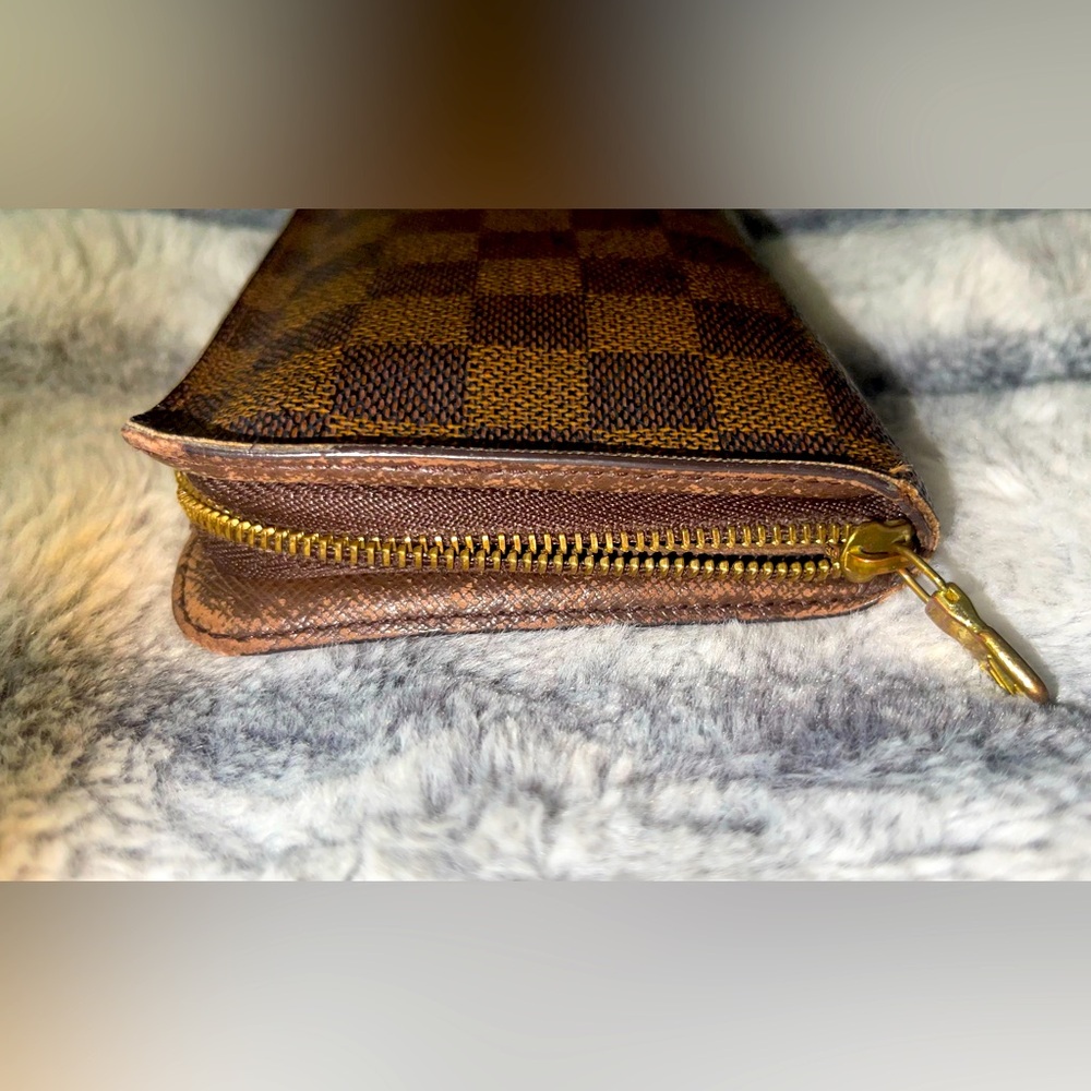 Authentic Louis Vuitton Damier Ebene Canvas Pre-Loved Vintage Zippy Wallet Brown - Picture 8 of 16